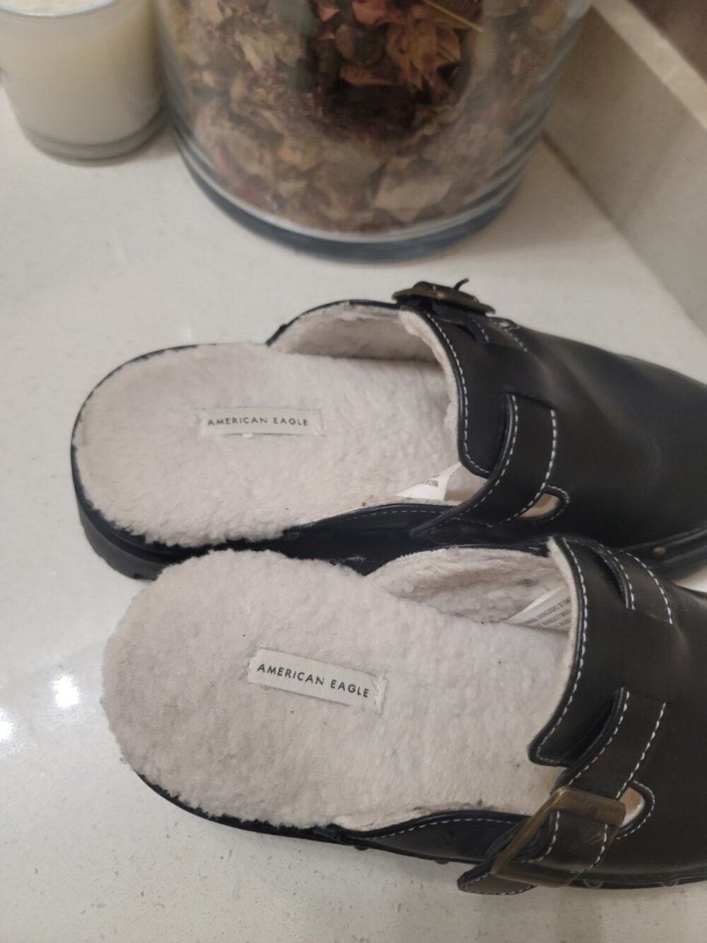 American Eagle AE Cozy Lug Clog Black Studded Platform Buckle Mule Size 8 - Picture 6 of 8